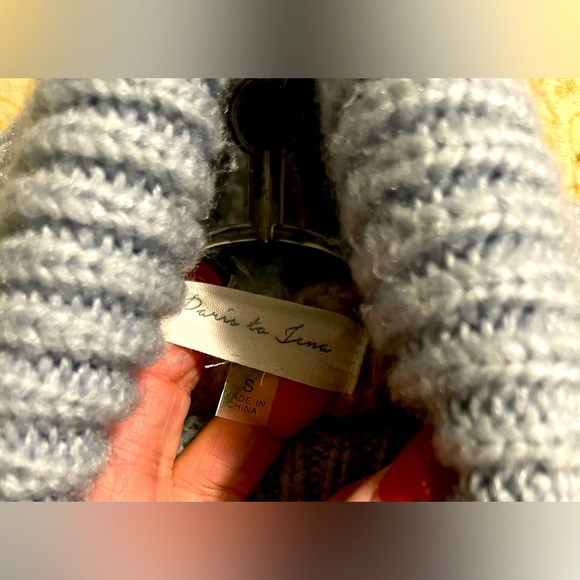 ❤️Sweater Shoulder less🌺Like New Condition turtleneck❤️ - Picture 10 of 13